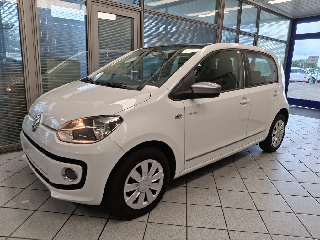 VW up!  für nur 4.900,- € bei Hoffmann Automobile in Wolfsburg kaufen und sofort mitnehmen