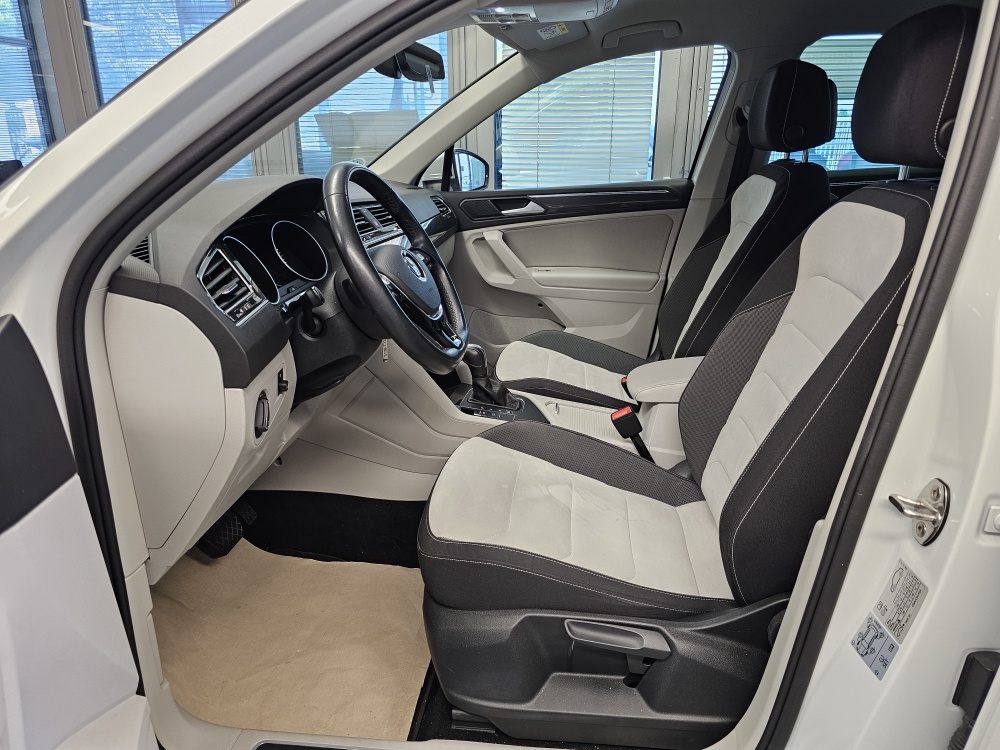 VW Tiguan  bei Hoffmann Automobile in Wolfsburg kaufen und sofort mitnehmen - Bild 23