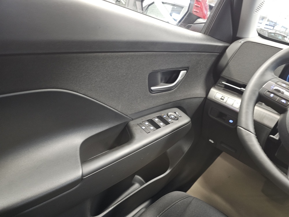 Hyundai Kona  bei Hoffmann Automobile in Wolfsburg kaufen und sofort mitnehmen - Bild 25