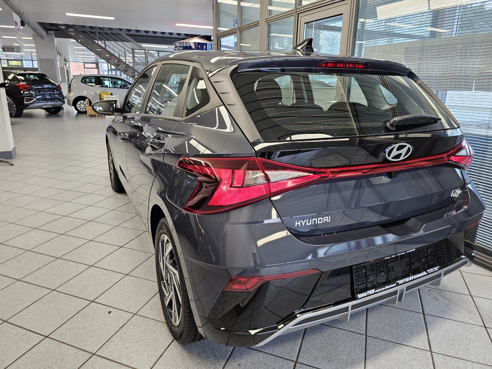 Hyundai i20  bei Hoffmann Automobile in Wolfsburg kaufen und sofort mitnehmen - Bild 3