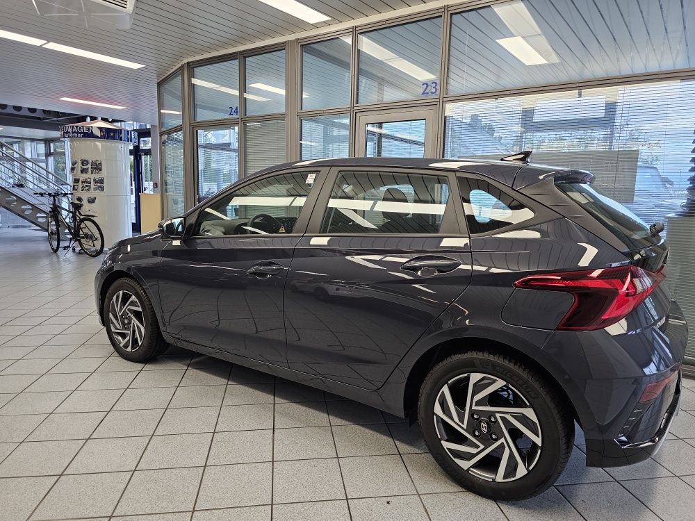 Hyundai i20  bei Hoffmann Automobile in Wolfsburg kaufen und sofort mitnehmen - Bild 31