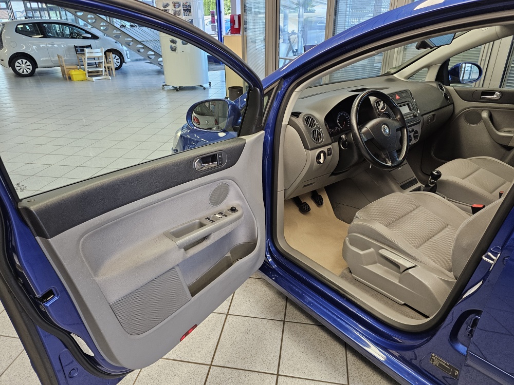 VW Golf Plus  bei Hoffmann Automobile in Wolfsburg kaufen und sofort mitnehmen - Bild 11