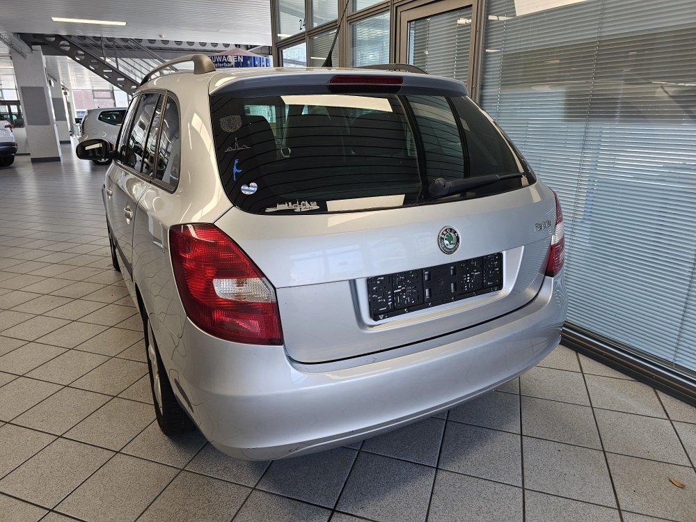 Skoda Fabia Combi  bei Hoffmann Automobile in Wolfsburg kaufen und sofort mitnehmen - Bild 2