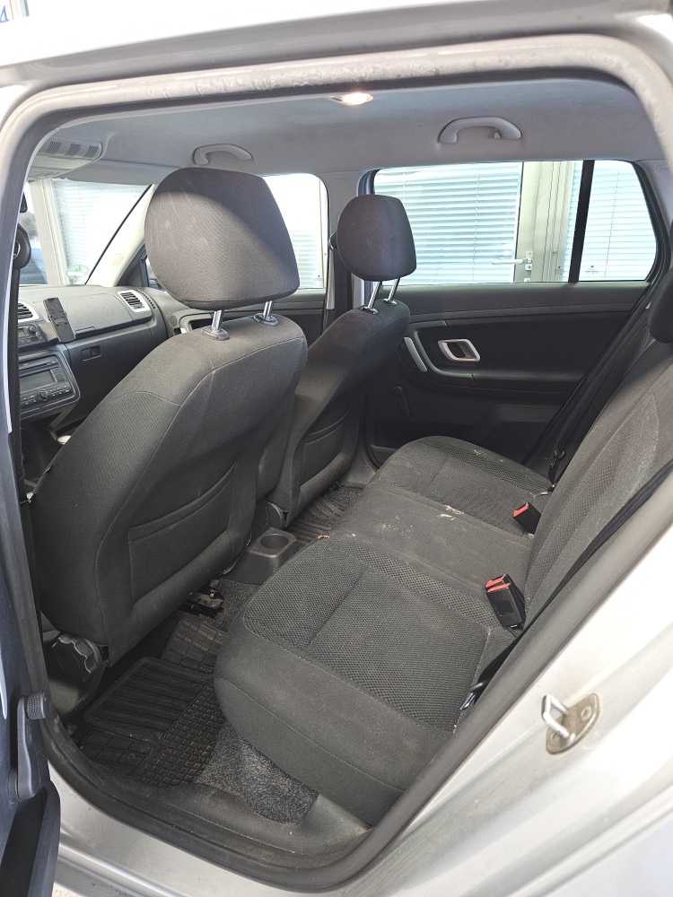 Skoda Fabia Combi  bei Hoffmann Automobile in Wolfsburg kaufen und sofort mitnehmen - Bild 6