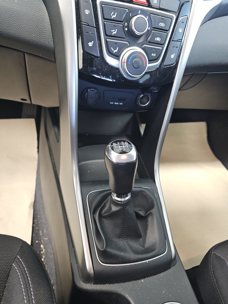 Hyundai i30 Kombi  bei Hoffmann Automobile in Wolfsburg kaufen und sofort mitnehmen - Bild 9