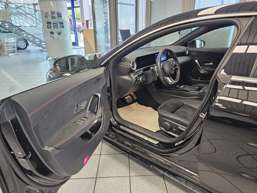 Mercedes-Benz CLA 200 Shooting Brake  bei Hoffmann Automobile in Wolfsburg kaufen und sofort mitnehmen - Bild 15