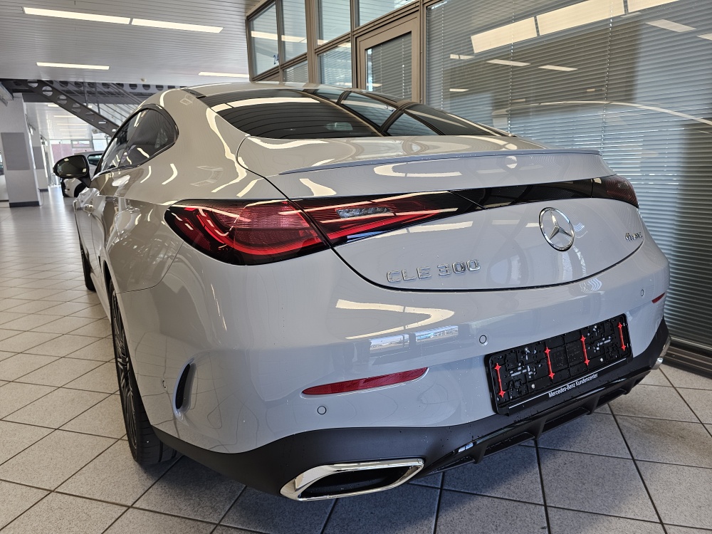 Mercedes-Benz CLE 300  bei Hoffmann Automobile in Wolfsburg kaufen und sofort mitnehmen - Bild 2