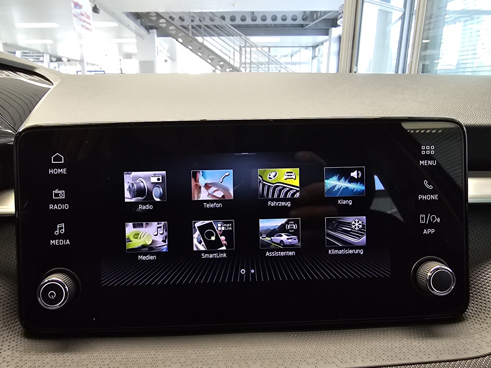 Skoda Fabia  bei Hoffmann Automobile in Wolfsburg kaufen und sofort mitnehmen - Bild 8