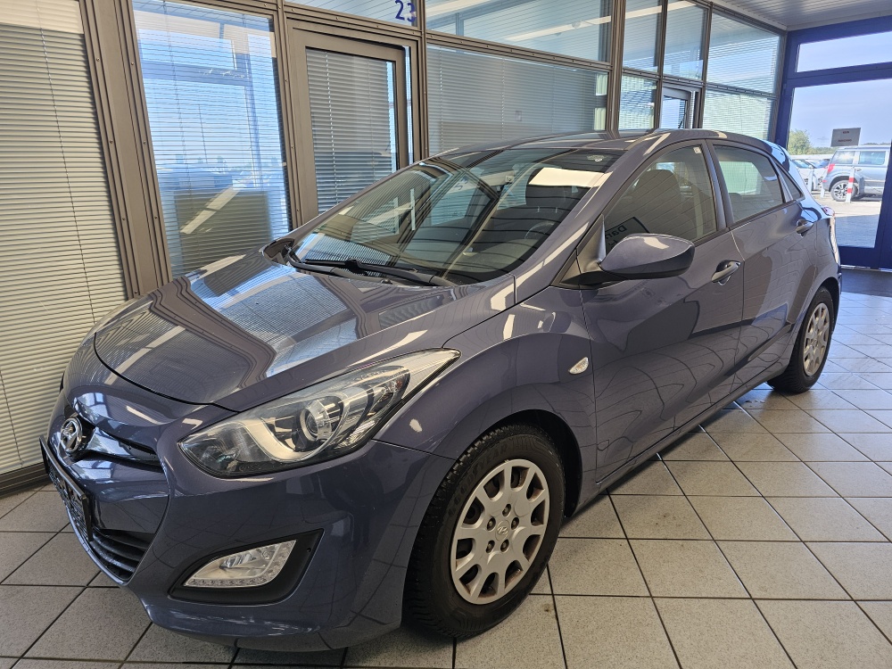 Hyundai i30 Classic für nur 4.400,- € bei Hoffmann Automobile in Wolfsburg kaufen und sofort mitnehmen