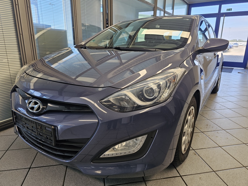 Hyundai i30  bei Hoffmann Automobile in Wolfsburg kaufen und sofort mitnehmen - Bild 14