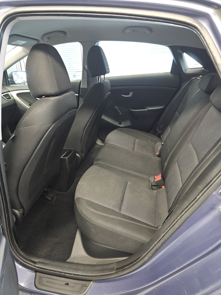 Hyundai i30  bei Hoffmann Automobile in Wolfsburg kaufen und sofort mitnehmen - Bild 5
