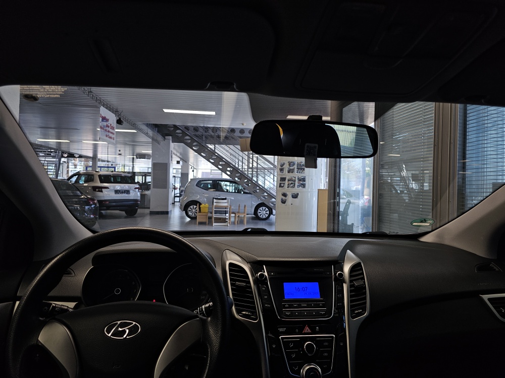 Hyundai i30  bei Hoffmann Automobile in Wolfsburg kaufen und sofort mitnehmen - Bild 8
