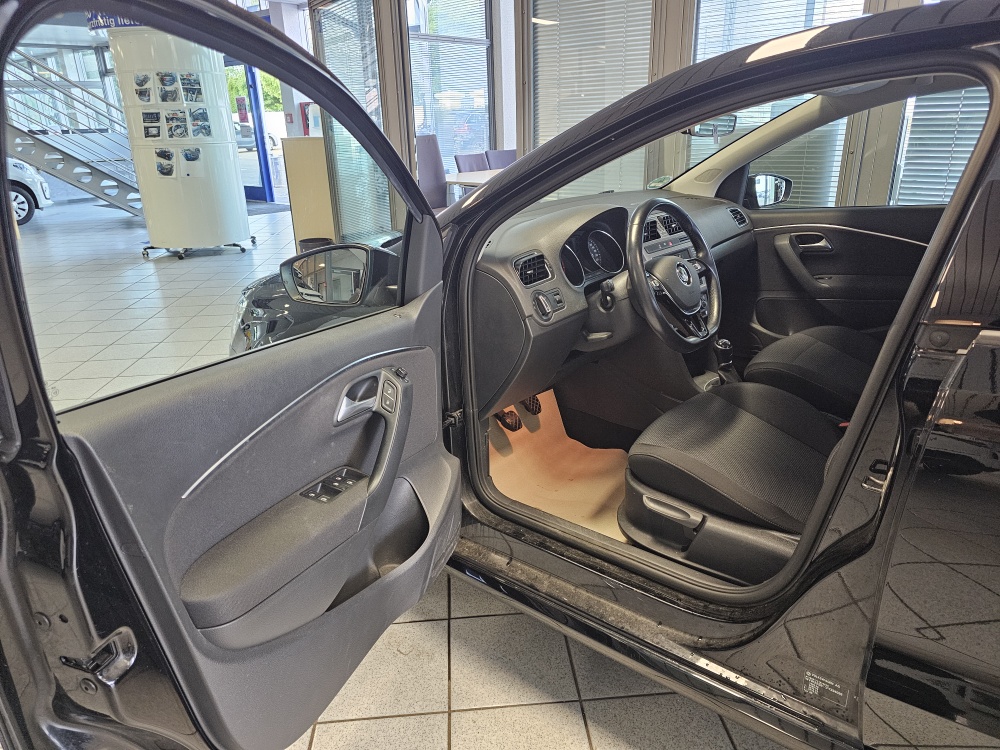 VW Polo  bei Hoffmann Automobile in Wolfsburg kaufen und sofort mitnehmen - Bild 12