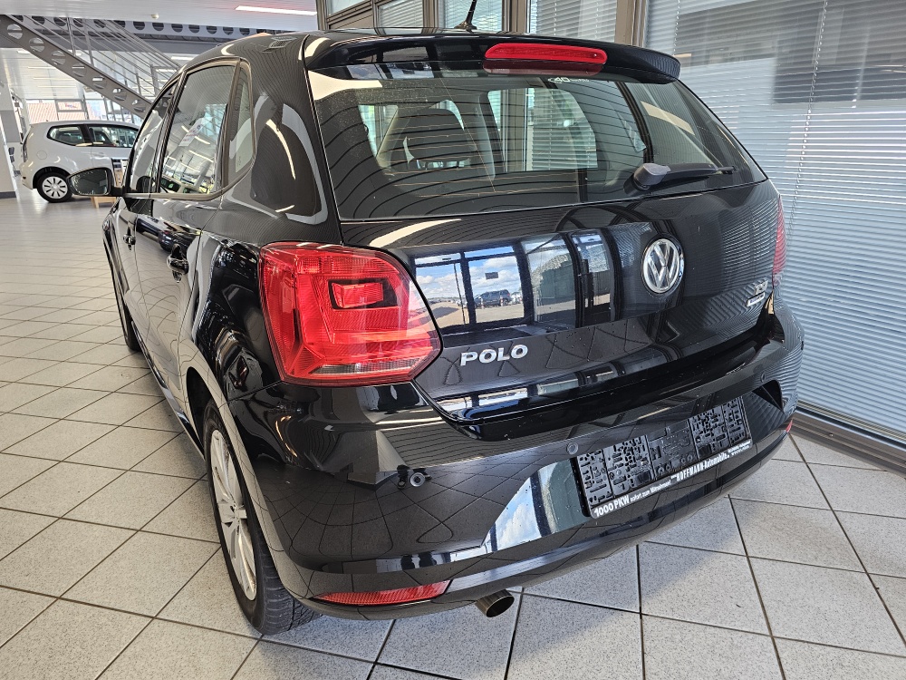 VW Polo  bei Hoffmann Automobile in Wolfsburg kaufen und sofort mitnehmen - Bild 2