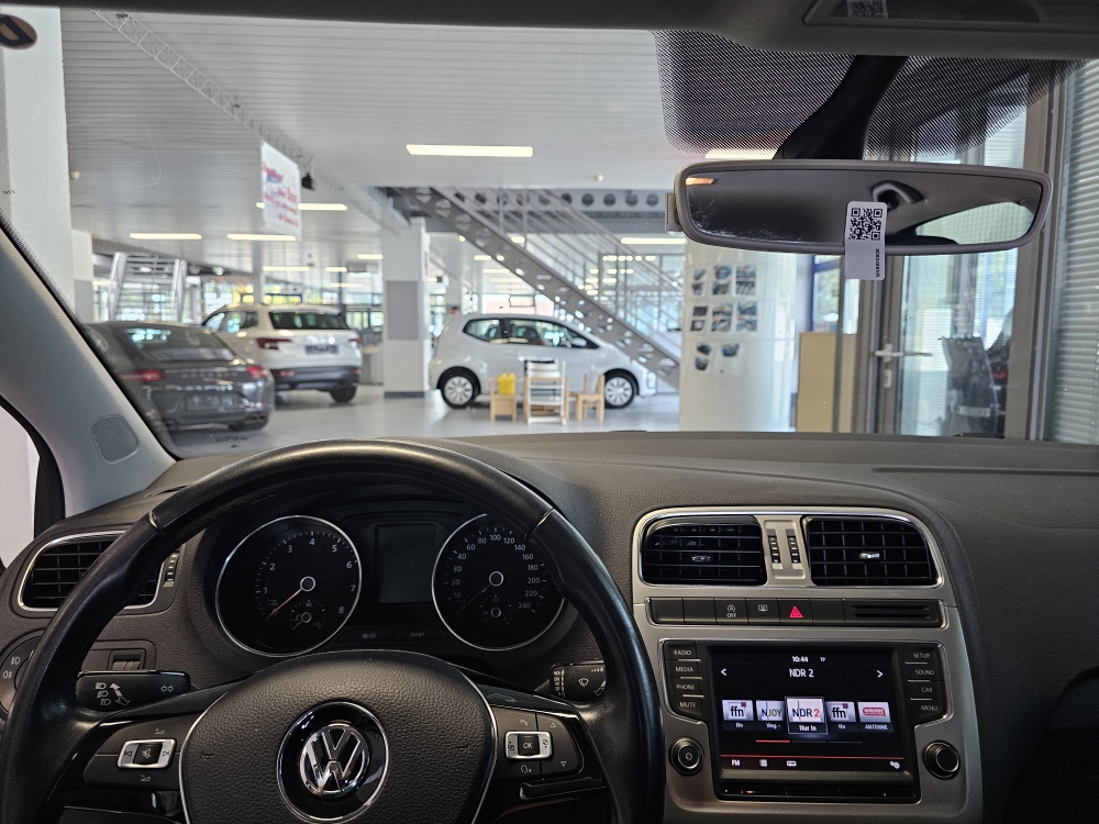 VW Polo  bei Hoffmann Automobile in Wolfsburg kaufen und sofort mitnehmen - Bild 8