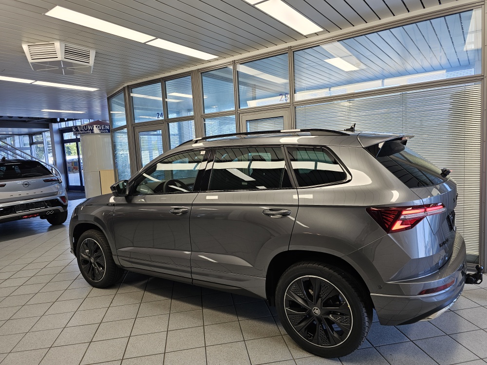 Skoda Karoq bei Hoffmann Automobile in Wolfsburg kaufen und sofort mitnehmen - Bild 29