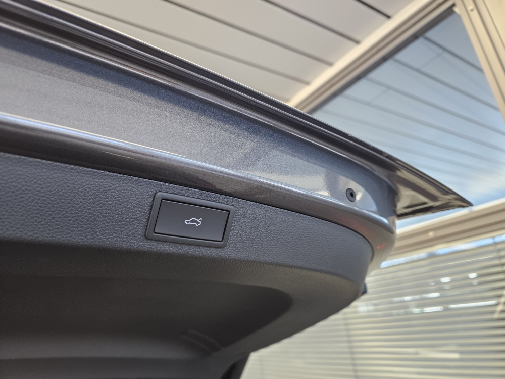 Skoda Karoq bei Hoffmann Automobile in Wolfsburg kaufen und sofort mitnehmen - Bild 4