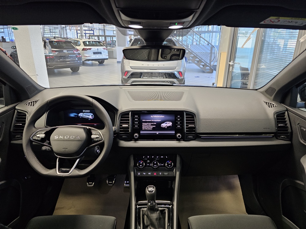 Skoda Karoq bei Hoffmann Automobile in Wolfsburg kaufen und sofort mitnehmen - Bild 9