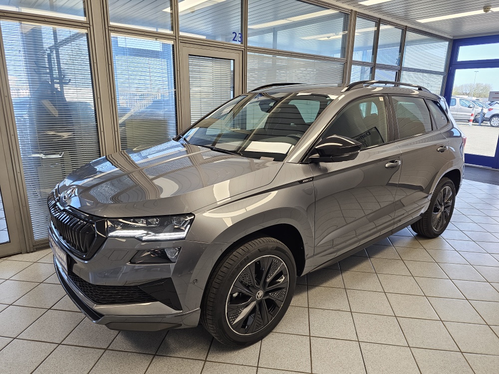 Skoda Karoq Sportline für nur 36.450,- € bei Hoffmann Automobile in Wolfsburg kaufen und sofort mitnehmen