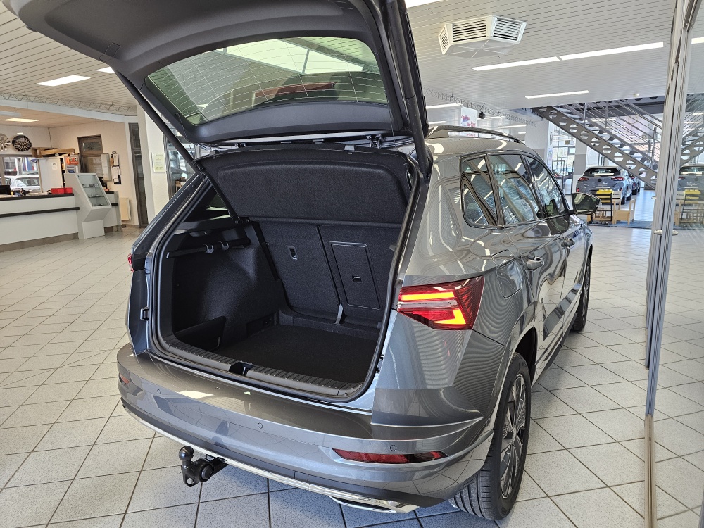 Skoda Karoq bei Hoffmann Automobile in Wolfsburg kaufen und sofort mitnehmen - Bild 2