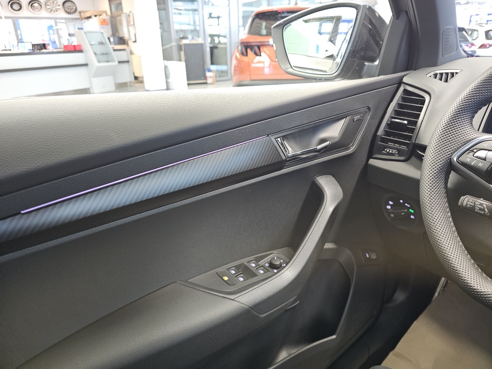 Skoda Karoq bei Hoffmann Automobile in Wolfsburg kaufen und sofort mitnehmen - Bild 24
