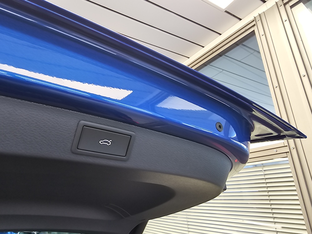 Skoda Karoq bei Hoffmann Automobile in Wolfsburg kaufen und sofort mitnehmen - Bild 3