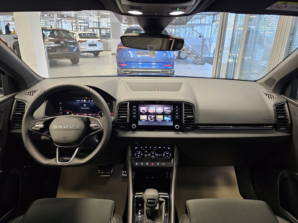 Skoda Karoq bei Hoffmann Automobile in Wolfsburg kaufen und sofort mitnehmen - Bild 9