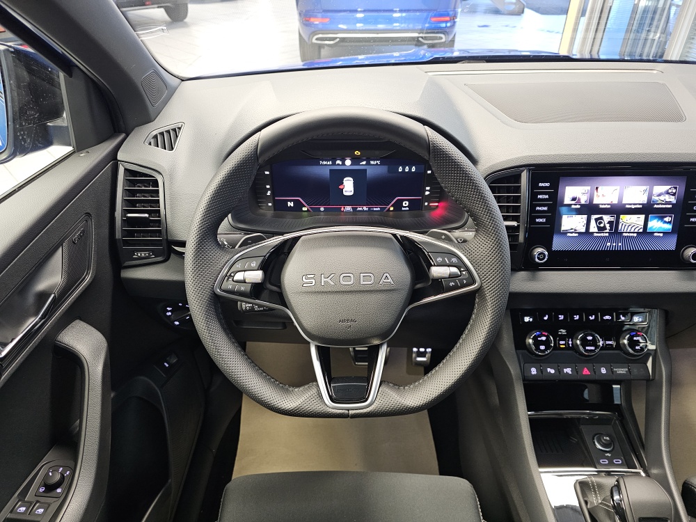 Skoda Karoq bei Hoffmann Automobile in Wolfsburg kaufen und sofort mitnehmen - Bild 24