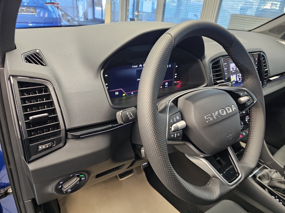 Skoda Karoq bei Hoffmann Automobile in Wolfsburg kaufen und sofort mitnehmen - Bild 25