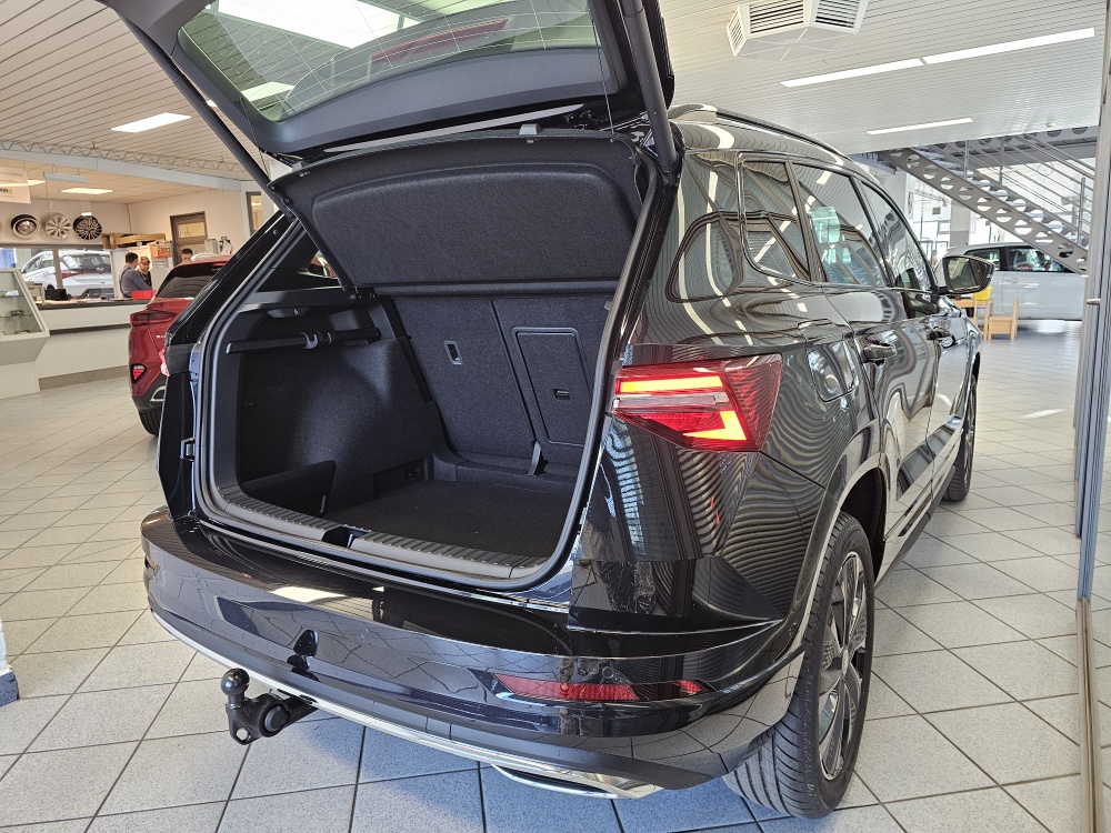 Skoda Karoq bei Hoffmann Automobile in Wolfsburg kaufen und sofort mitnehmen - Bild 2