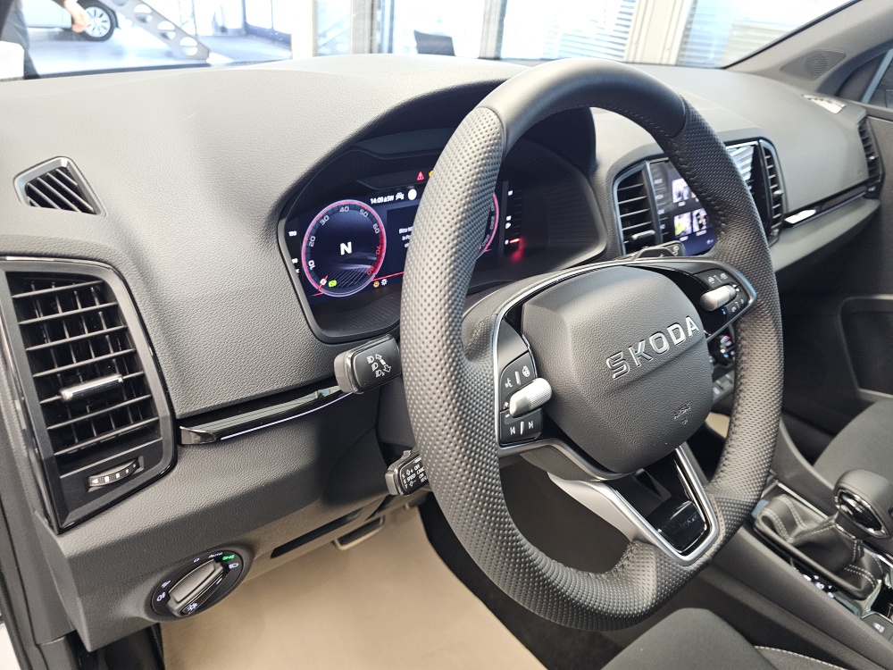 Skoda Karoq bei Hoffmann Automobile in Wolfsburg kaufen und sofort mitnehmen - Bild 26