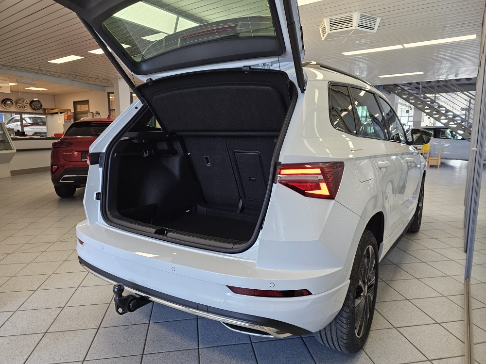 Skoda Karoq bei Hoffmann Automobile in Wolfsburg kaufen und sofort mitnehmen - Bild 2