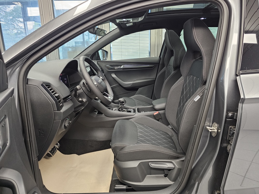 Skoda Karoq bei Hoffmann Automobile in Wolfsburg kaufen und sofort mitnehmen - Bild 27