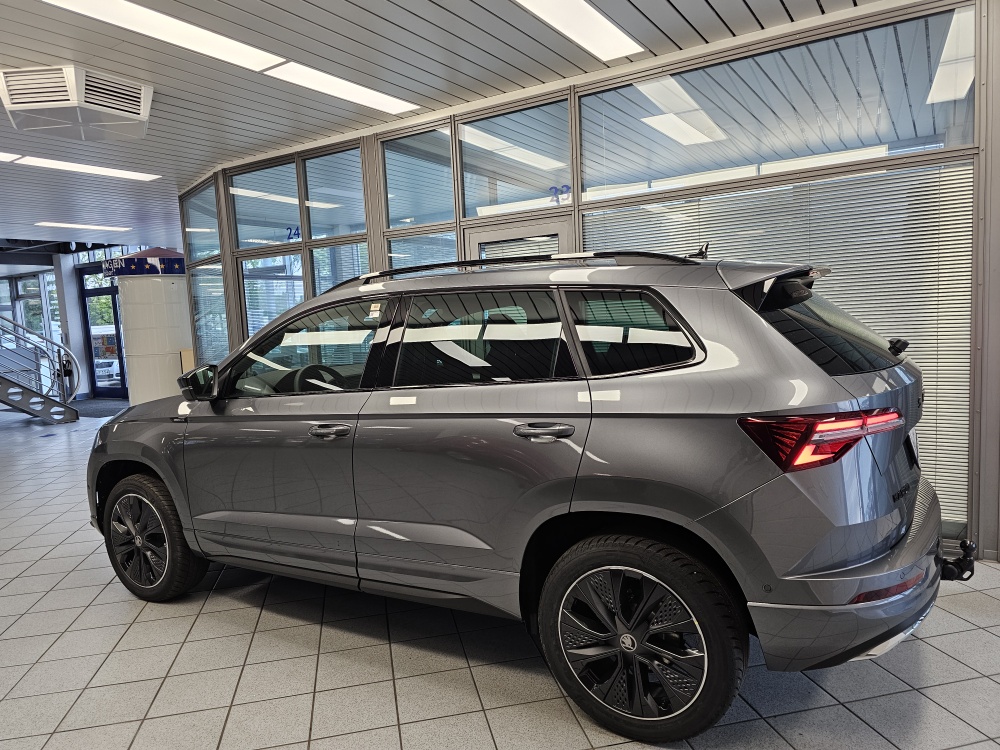 Skoda Karoq bei Hoffmann Automobile in Wolfsburg kaufen und sofort mitnehmen - Bild 30