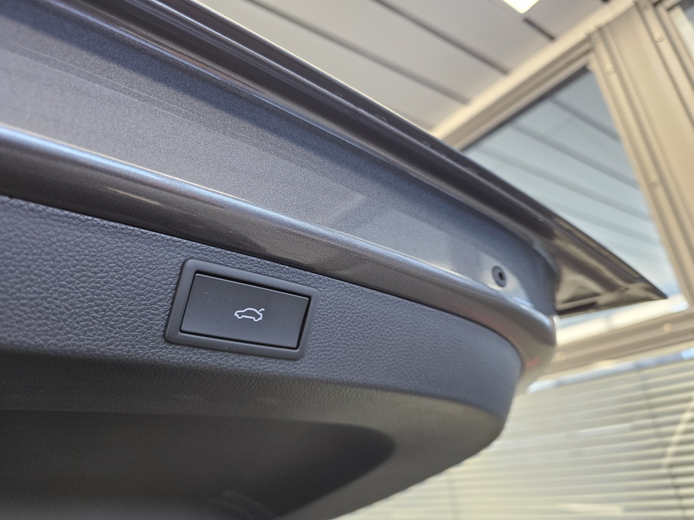 Skoda Karoq bei Hoffmann Automobile in Wolfsburg kaufen und sofort mitnehmen - Bild 4