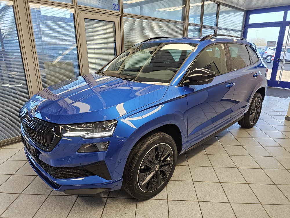 Skoda Karoq Sportline für nur 37.950,- € bei Hoffmann Automobile in Wolfsburg kaufen und sofort mitnehmen