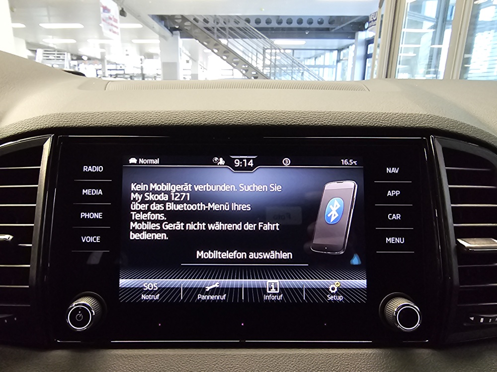 Skoda Karoq bei Hoffmann Automobile in Wolfsburg kaufen und sofort mitnehmen - Bild 14