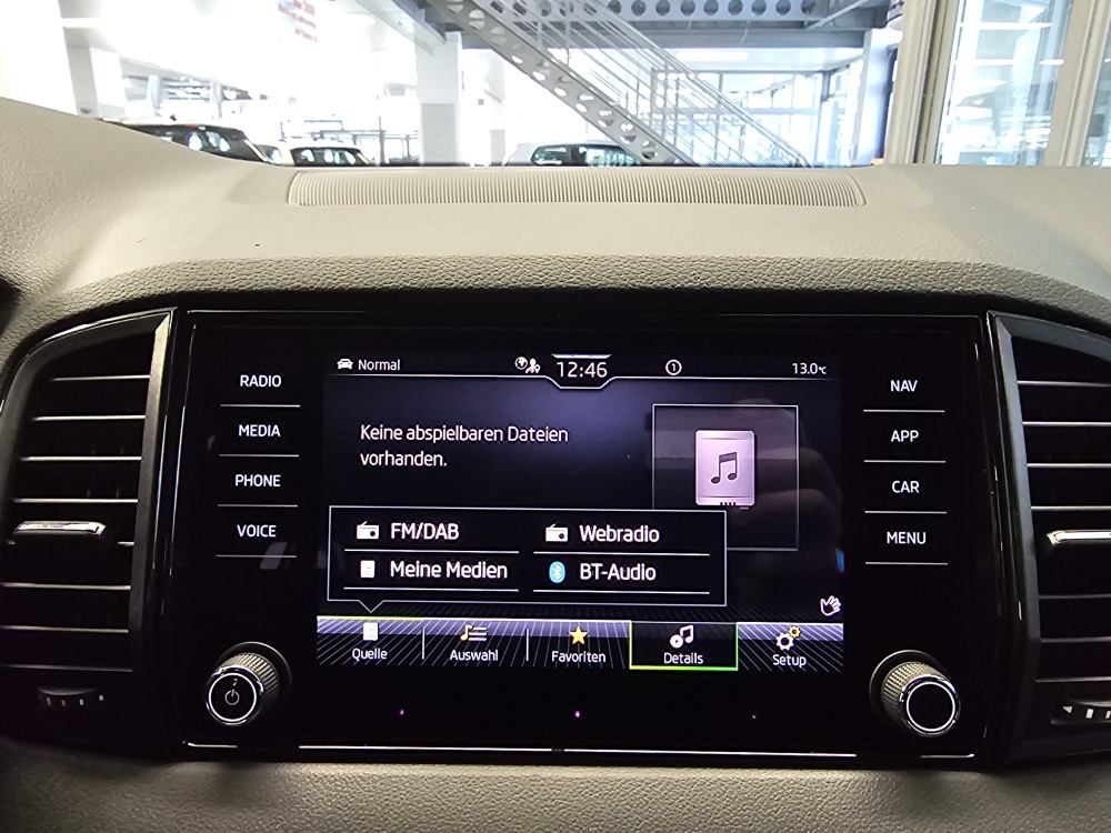 Skoda Karoq bei Hoffmann Automobile in Wolfsburg kaufen und sofort mitnehmen - Bild 17