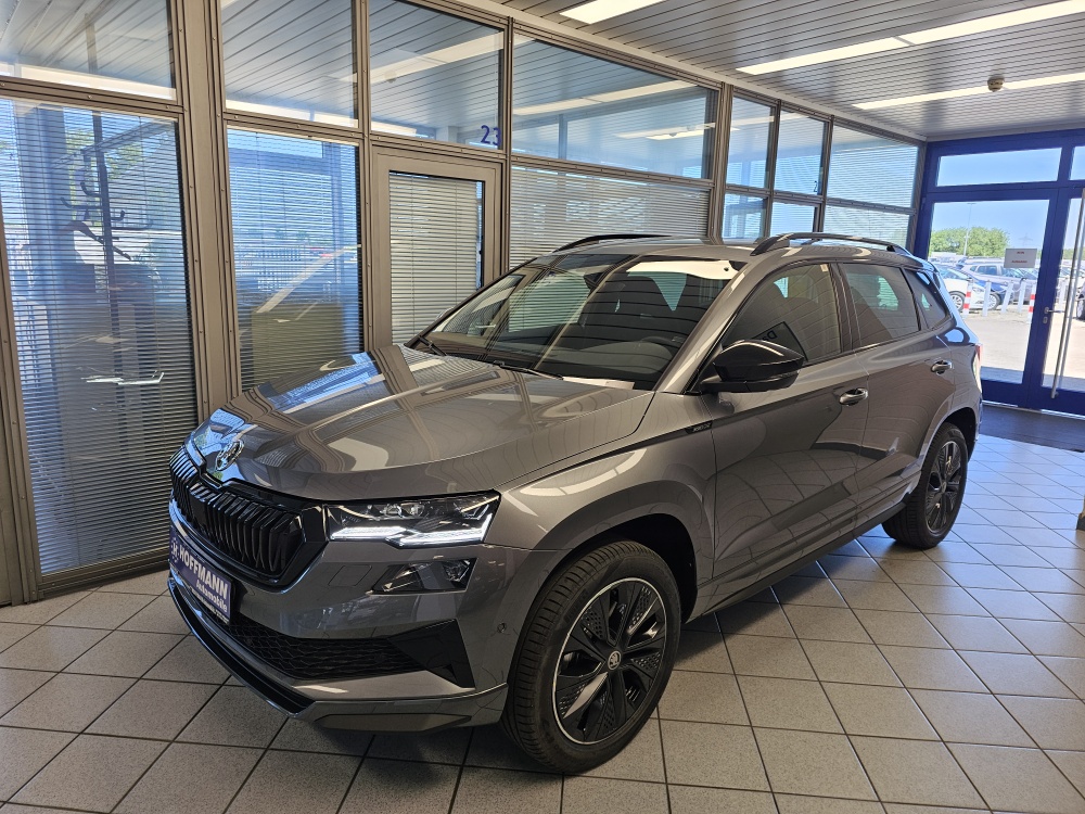 Skoda Karoq Sportline für nur 39.650,- € bei Hoffmann Automobile in Wolfsburg kaufen und sofort mitnehmen