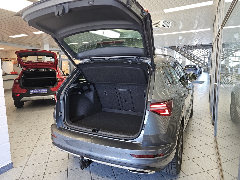 Skoda Karoq bei Hoffmann Automobile in Wolfsburg kaufen und sofort mitnehmen - Bild 2