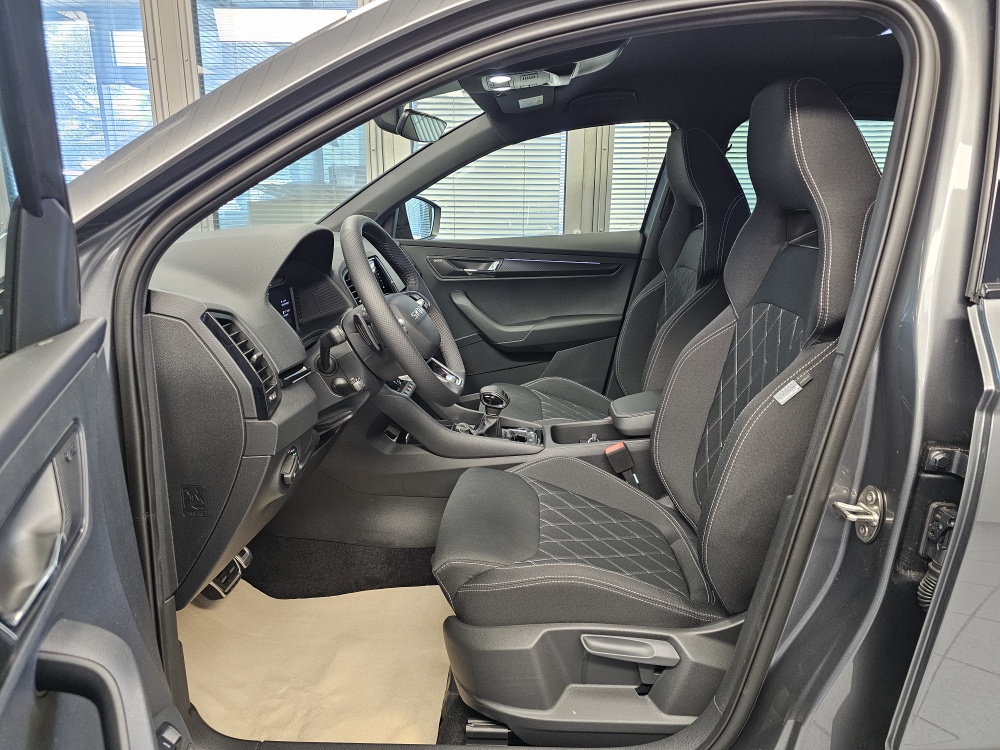 Skoda Karoq bei Hoffmann Automobile in Wolfsburg kaufen und sofort mitnehmen - Bild 25