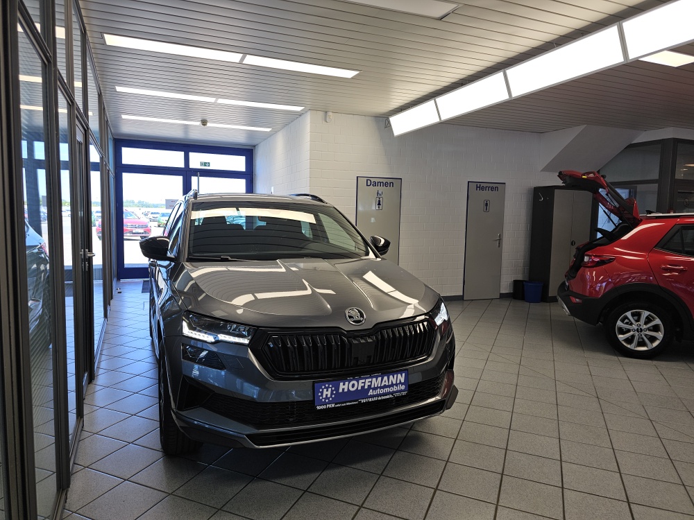 Skoda Karoq bei Hoffmann Automobile in Wolfsburg kaufen und sofort mitnehmen - Bild 31