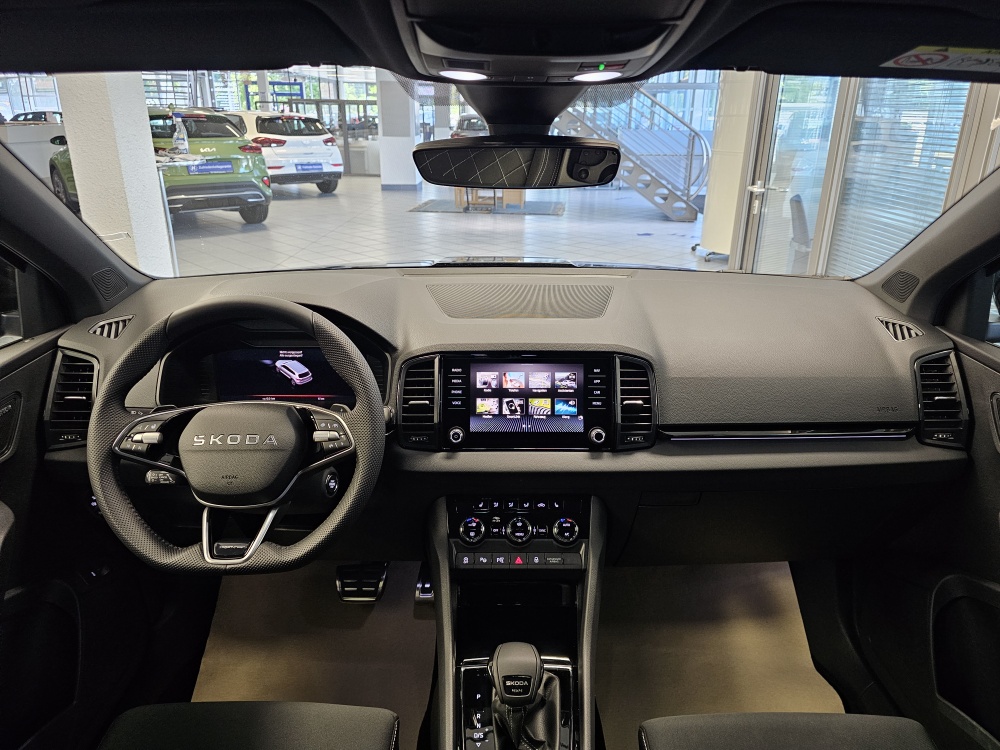 Skoda Karoq bei Hoffmann Automobile in Wolfsburg kaufen und sofort mitnehmen - Bild 9