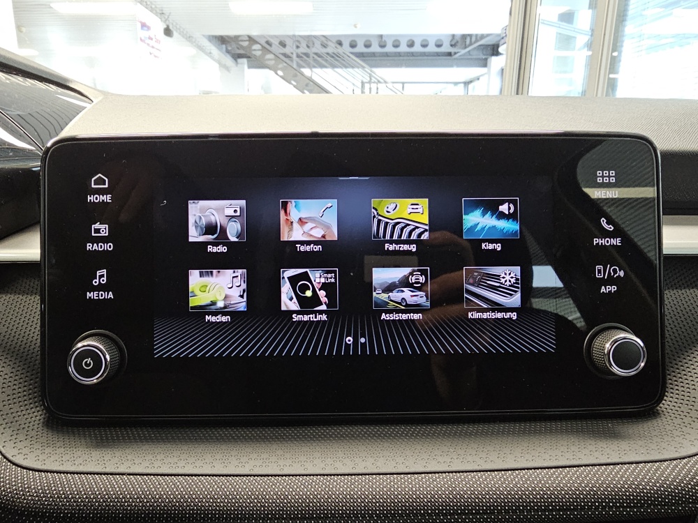 Skoda Fabia  bei Hoffmann Automobile in Wolfsburg kaufen und sofort mitnehmen - Bild 8