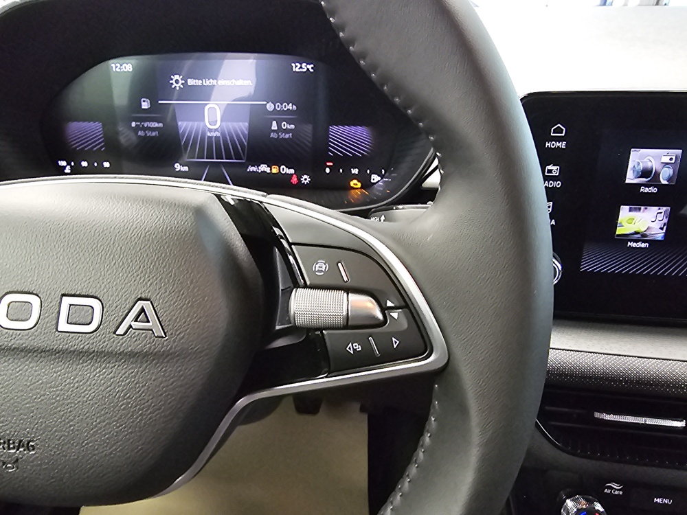 Skoda Fabia  bei Hoffmann Automobile in Wolfsburg kaufen und sofort mitnehmen - Bild 15