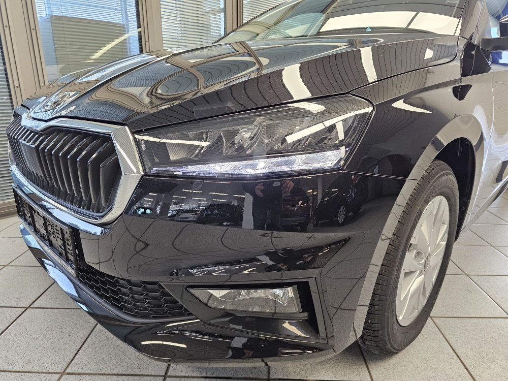 Skoda Fabia  bei Hoffmann Automobile in Wolfsburg kaufen und sofort mitnehmen - Bild 24