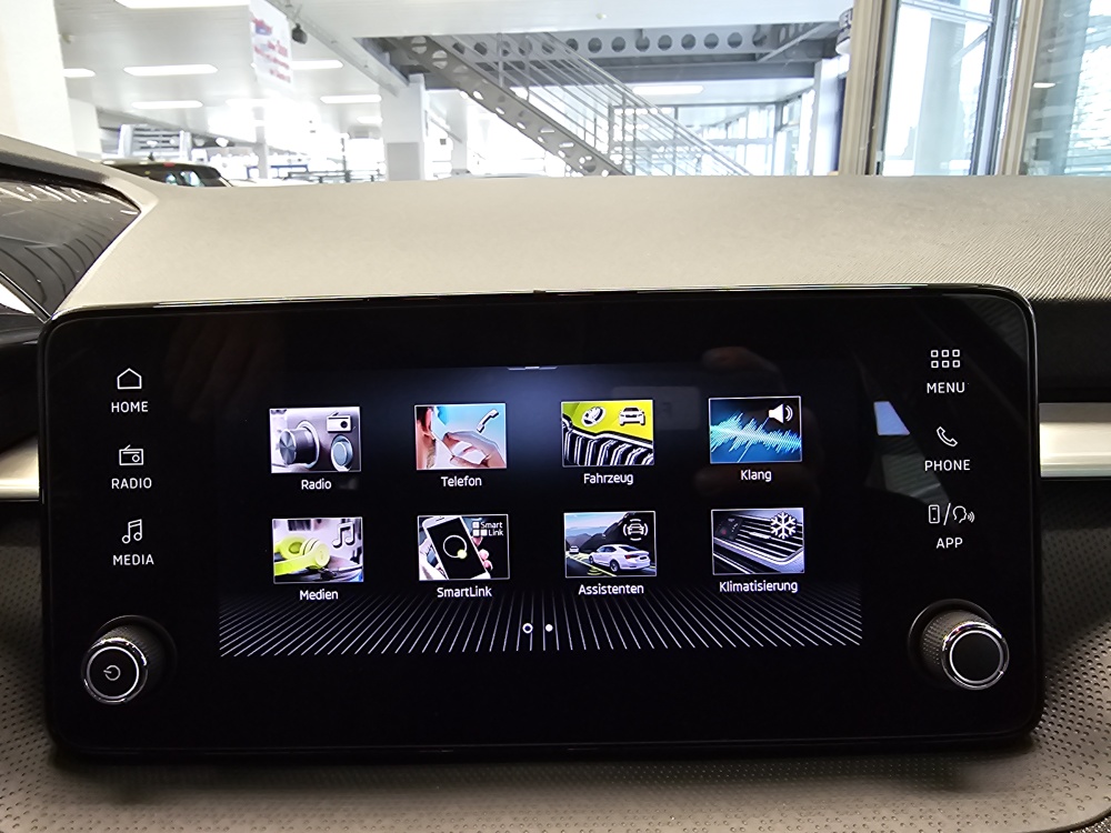 Skoda Fabia  bei Hoffmann Automobile in Wolfsburg kaufen und sofort mitnehmen - Bild 8