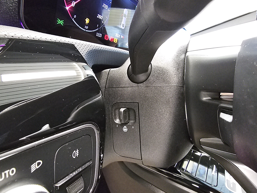 Mercedes-Benz CLA 180  bei Hoffmann Automobile in Wolfsburg kaufen und sofort mitnehmen - Bild 33