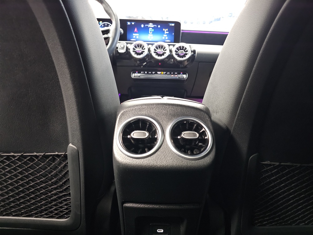 Mercedes-Benz CLA 180  bei Hoffmann Automobile in Wolfsburg kaufen und sofort mitnehmen - Bild 5