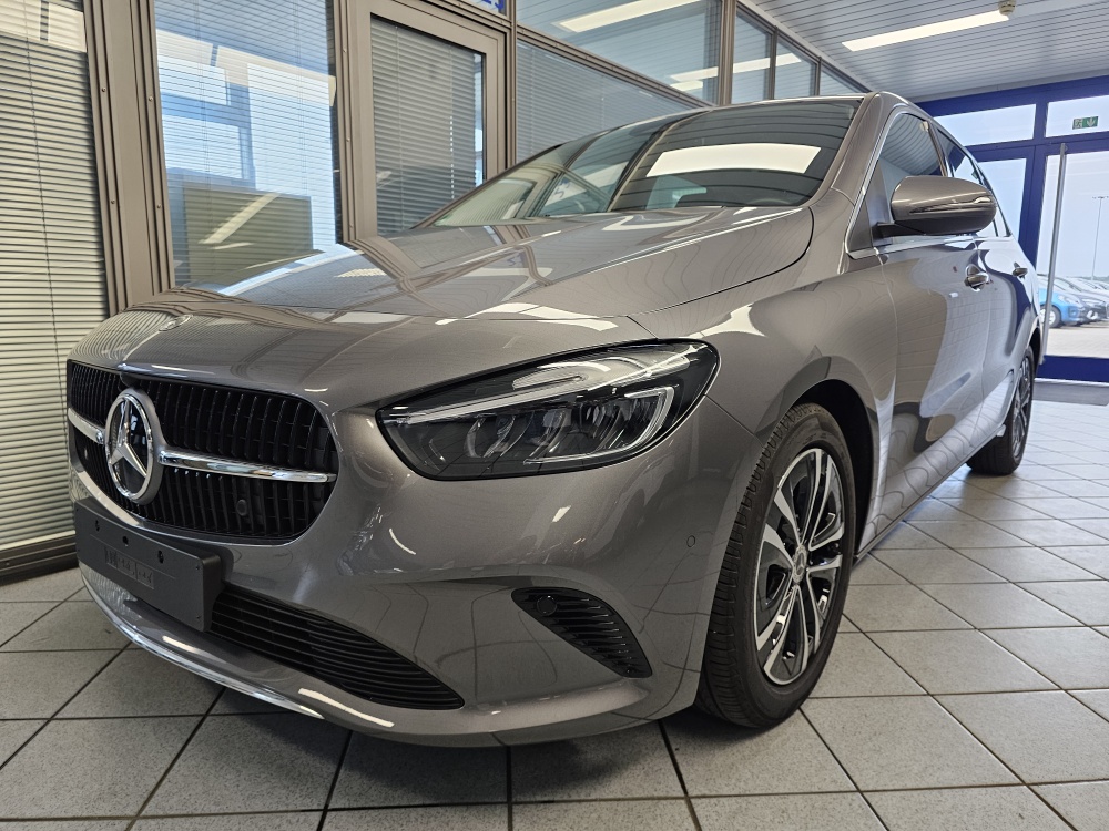 Mercedes-Benz B 180  bei Hoffmann Automobile in Wolfsburg kaufen und sofort mitnehmen - Bild 14